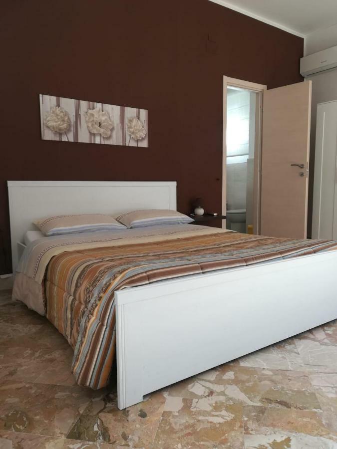 Ferienwohnung Le Stanze Di Irma Palermo Exterior foto